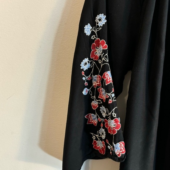 LOVE & LEGEND Sz 14 Tunic Dress Embroidered Floral Tassels Made in India Boho - Picture 3 of 10